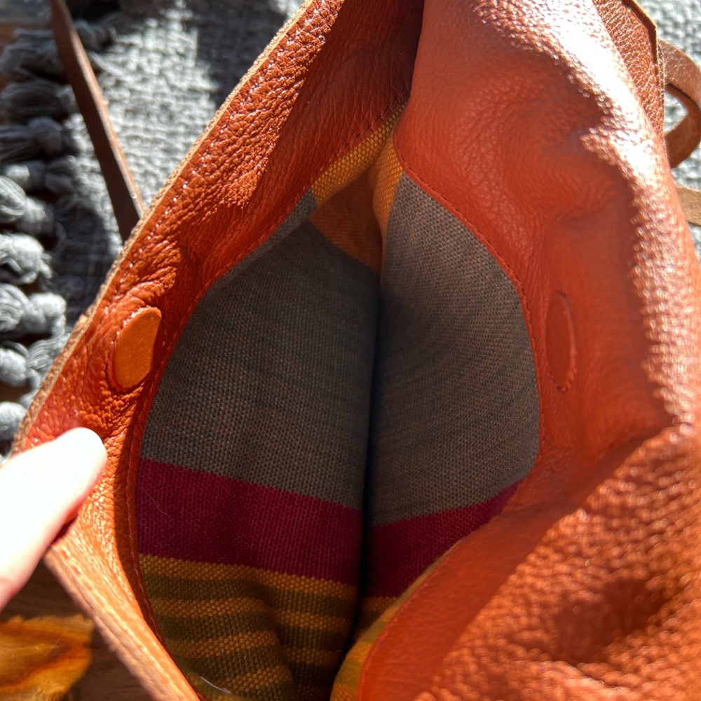 Will Leather Goods adorable crossbody with tassel! - Picture 6 of 11